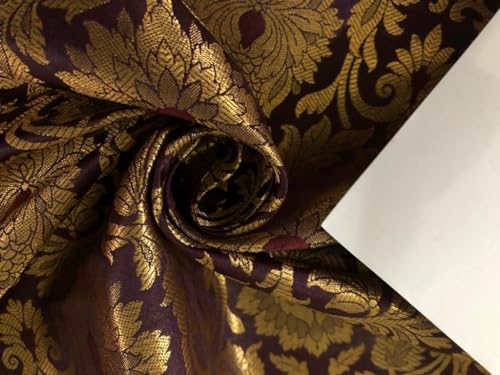 Tissu brocart de soie bordeaux profond jacquard floral au tomber majestueux