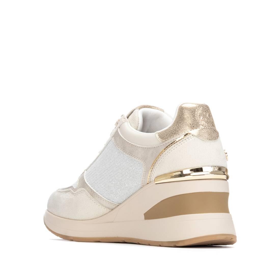 XTI - Zapatilla Mujer - Calzado Cómodo y Versátil - Moda Casual