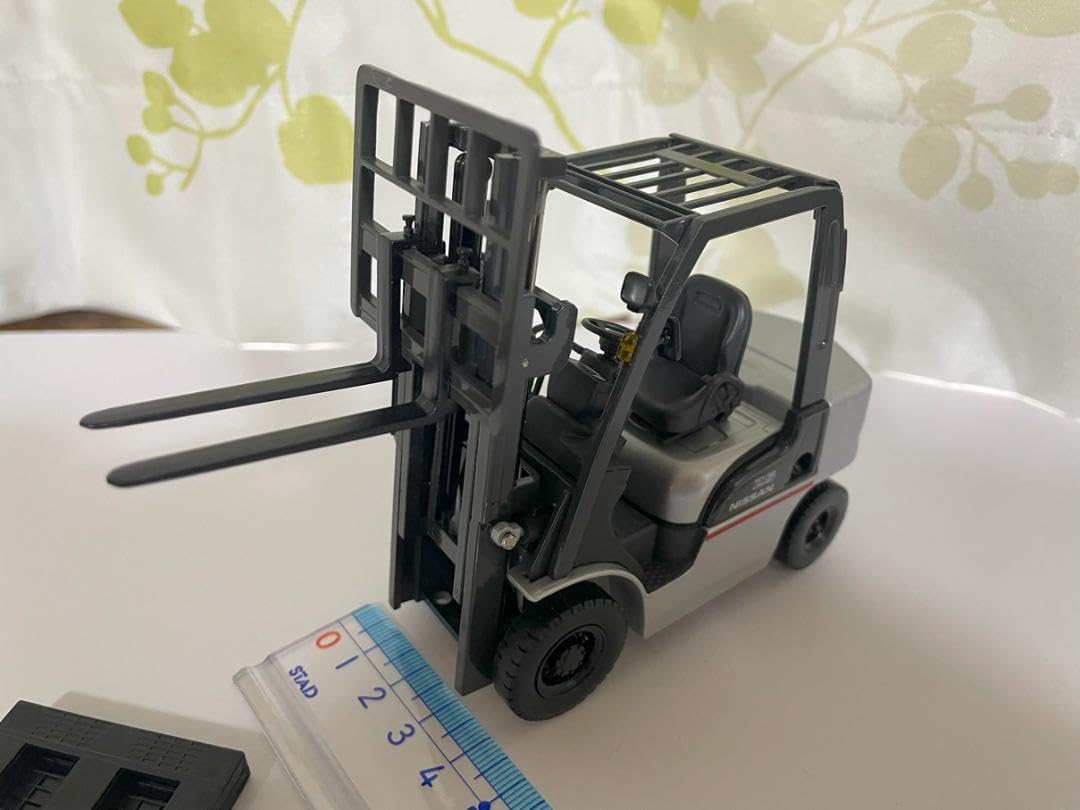 Amazon.co.jp: 日産フォークリフト 模型 : おもちゃ