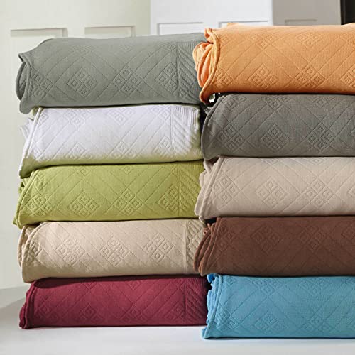 Superior Geometric Fret Bedspread With Matching Pillow Shams, King, White, 3-Pieces #TOP5