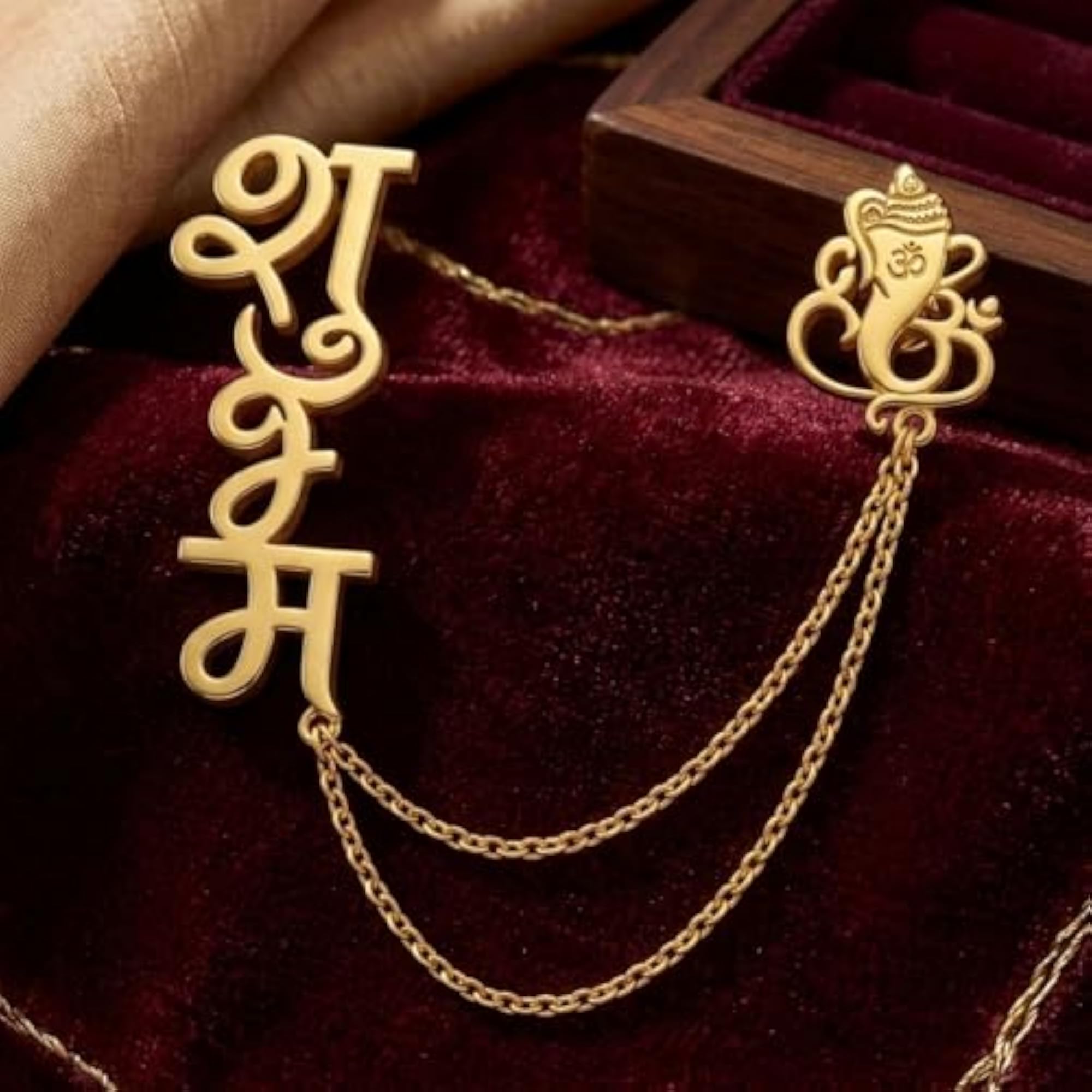Personalized Hindi Name Chain Brooch, Custom Ganesh Design