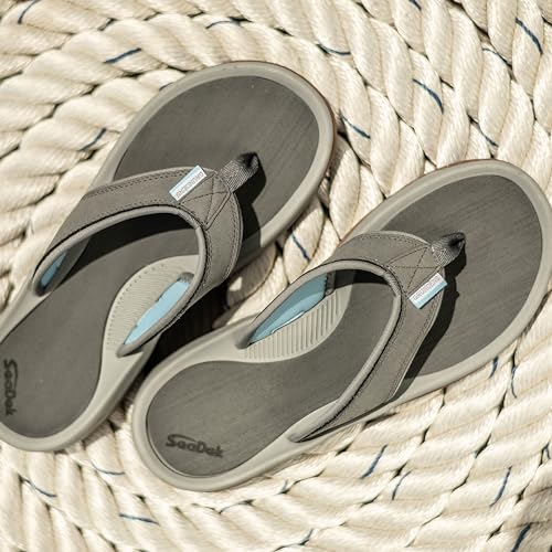 Grundéns Men’s DECK-BOSS Sandal | Durable, Supportive 6