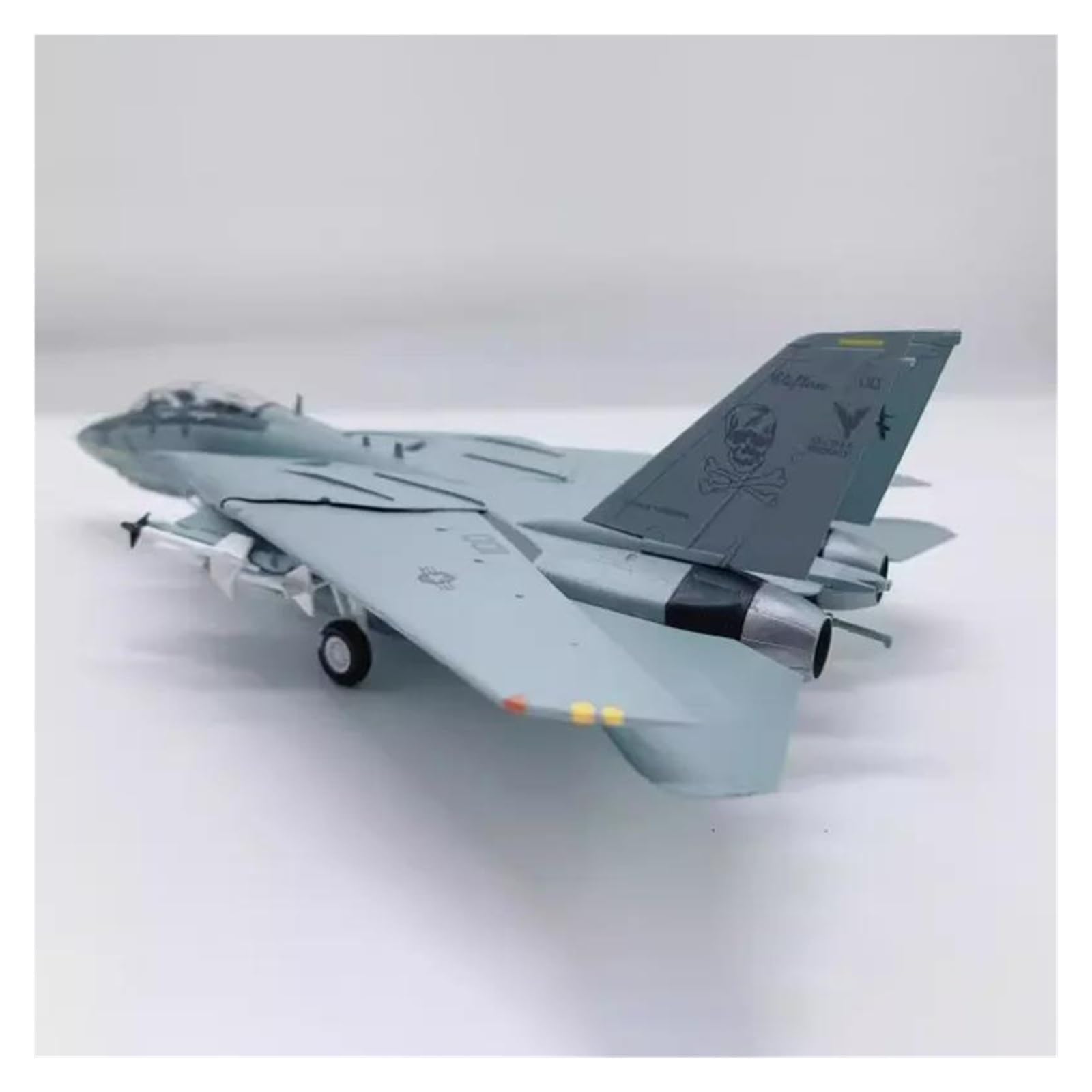 Must-have for collectors Odlewany metalowy samolot 1/72 dla myśliwca F-14B Model samolotu Dekoracja stołu dla entuzjastów lotnictwa do kolekcji i ekspozycji