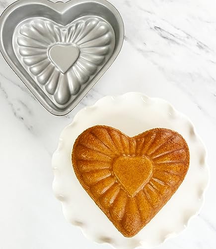 Image of USA Pan Global Bakeware Fancy Heart Cake Pan