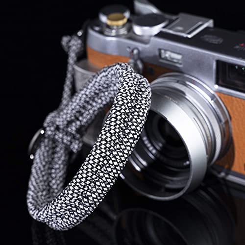 Image of Paracord Camera Wrist Strap Lanyard-Quick Release for DSLR Mirrorless White | Adjustable wrist size,High-strength paracord material, lightweight 1.16oz, secure metal clasp,Fits Canon Nikon Sony Fuji