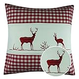 Muster: Stick mit Hirsch auf creme / beigefarbenen Stoff, mit durchgängig karierten Hintergrund in rot und creme / beige