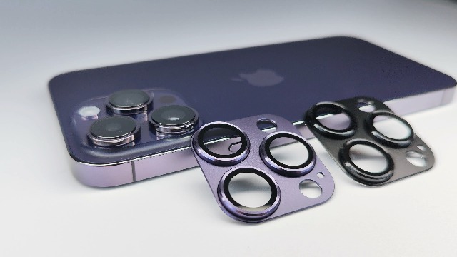 Uyiton per iPhone 13 Pro/iPhone 13 Pro Max Pellicola Fotocamera Design Unico Protezione Fotocamera Antigraffio in Lega di Alluminio Fotocamera per iPhone 13 Pro/iPhone 13 Pro Max - Nero