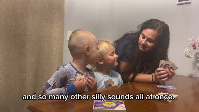 Sound-matching game keeps kids entertained.