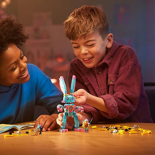 LEGO 71453 DREAMZzz Izzie et Bunchu Le Lapin, Figurine à Construire avec Rollers, 2 Construction pour Un Jeu Imaginatif Basé sur la Série TV, Jouets Animaux pour Enfants, Garçons, Filles Dès 7 Ans