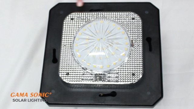 Gama Sonic Imperial III Solar Post Light, Black Aluminum and Glass