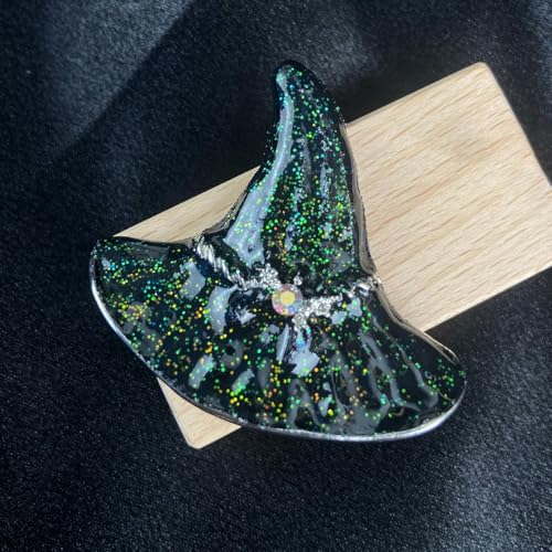 Image of Rhinestone Witch Hat Brooch Pin for Women AB Crystal Green Witchcraft Brooches Lapel Pins Unisex Delicate Cap Fashion Chic Christmas Halloween Jewelry