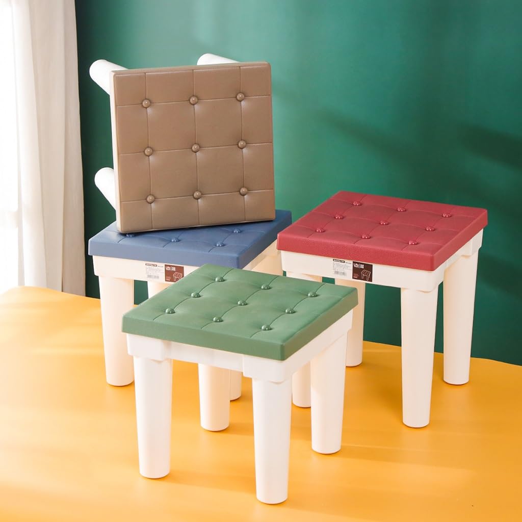 Sgabello da Doccia Piccolo Quadrato, Sgabello da Seduta Piccolo per Il Bagno del Soggiorno di casa, Sgabello Basso per Uso Domestico in plastica Antiscivolo, Sedia da Doccia Robusta e Durevo