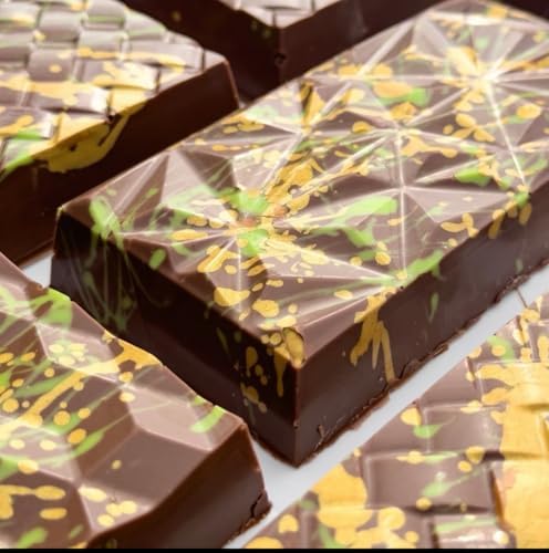 Premium Dubai Chocolate 200g Luxury Pistachio Dubai Chocolate UK Kunafa, Kunafe, Dubai Belgian Milk Kadaif Kunafeh, Pistachio Chocolate Bar