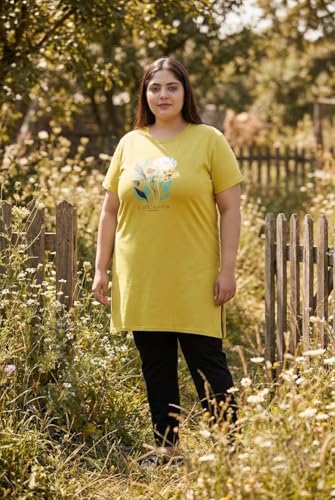 Image of In Love Women's Plus Size Printed Cotton Long-Line T-Shirt with Pocket