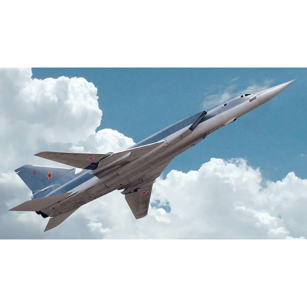 Academy 1:144 Russian Air Force Tu-22M Backfire C 12636 *Sealed Bags*