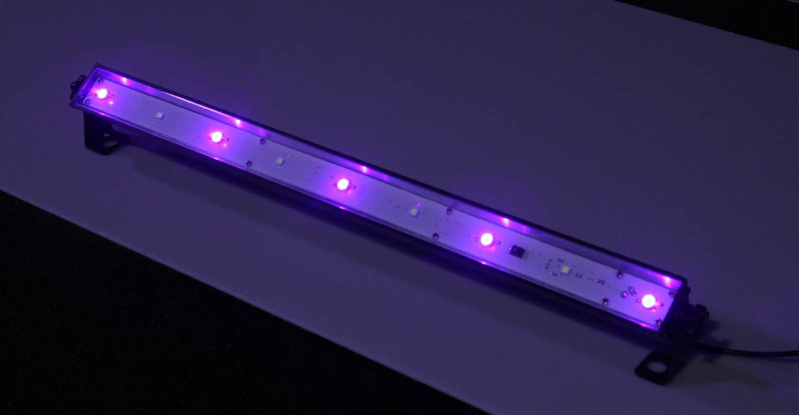 E-Lektron LUS-1 LED UV-Bar Strobe-Leiste Blacklight-Leiste Stroboskop Disco Licht-Effekt Schwarzlicht Bühnenlicht