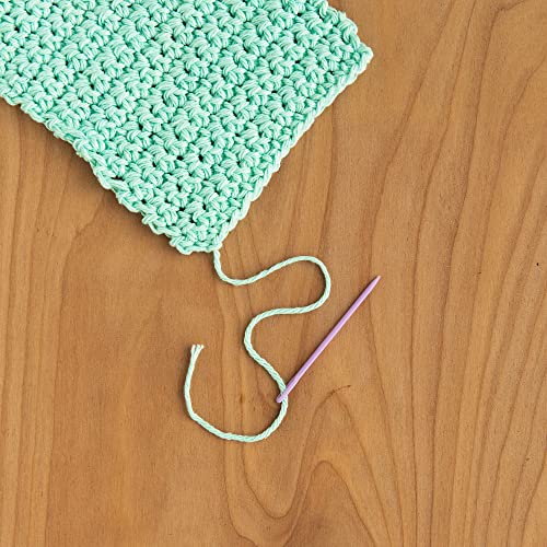 Image of Boye 42-40034 Small Plastic Yarn Needles for Crocheting and Sewing, Orange and Purple, 2pcs