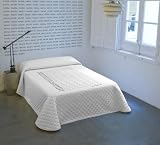 Ideal para los meses de entretiempo por su fino acolchado