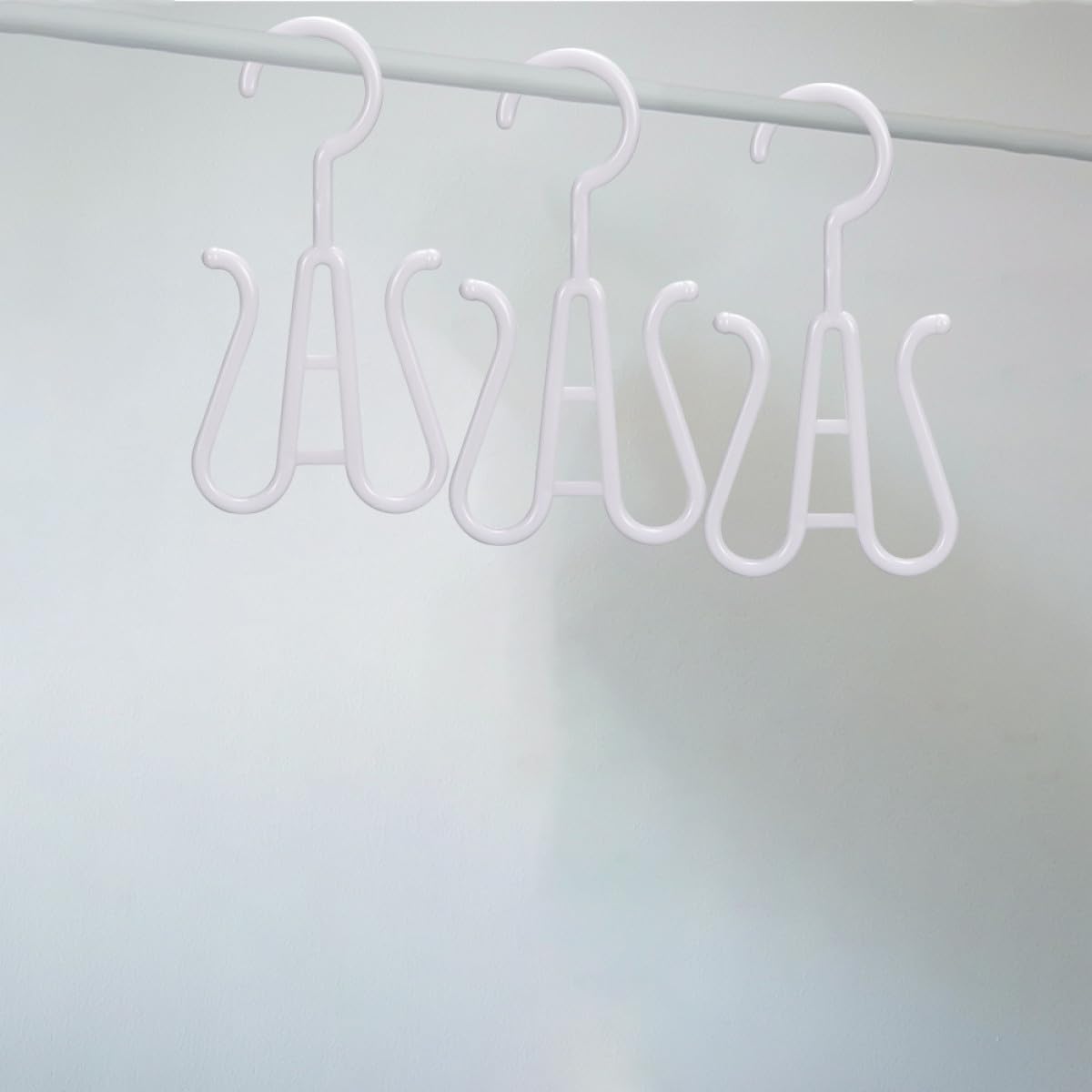 10pcs White Plastic Shoe Organizer Hooks Multi-functional Hanging Shoe Drying Rack for Home Closet Storage