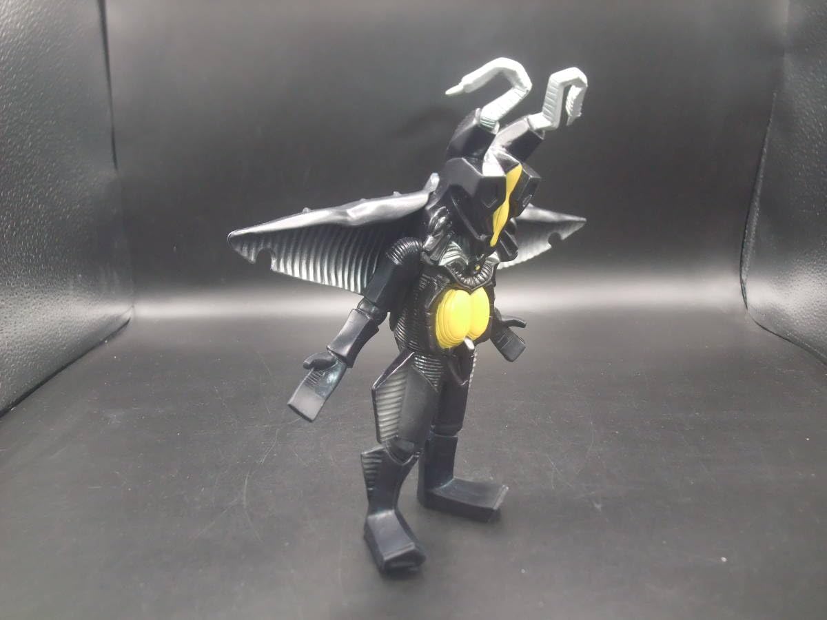 パワード怪獣フィギュア 4体セット オマケケムラー付き パワードケムラー ウルトラマンパワード【パワードモンスター