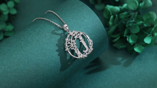 Amazon | [AGVANA] イニシャル A ネックレス レディース メンズ