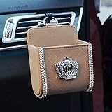 □ Bequemer Reinigung und Demontage: Einfach zu installieren und mit einem Haken zu entfernen, hängen Sie einfach an der Fahrzeugluftauslass;PU-Lederoberfläche und innere Schicht sind sehr einfach zu reinigen, verwenden Sie einfach ein kleines Reinigungstuch oder ein Schneidkissen