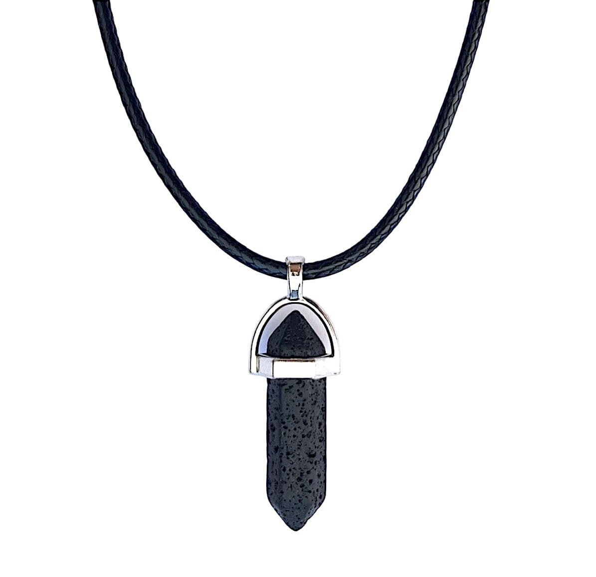 ASTER ALHELÍ Colgante Hombre Mujer Piedra Volcánica Energética Natural con Collar Encerado de Cuero Negro y Cierre de Acero Inoxidable - Punta de Flecha Amuleto de Protección - Perfecto para Regalo - Volcánica