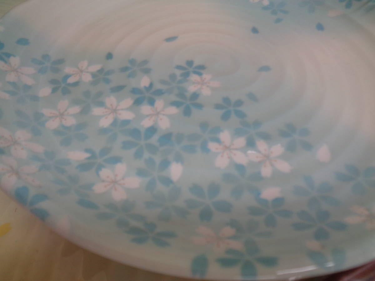 Amazon | 宇野千代デザイン 花がすみ 桜柄色違い 箸付パスタ皿プレート