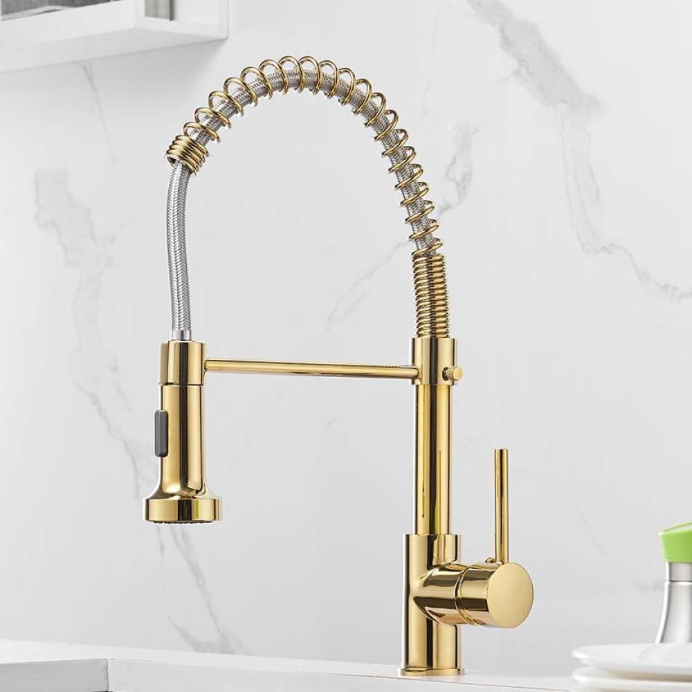 Mitigeur de cuisine en laiton doré brossé style luxe contemporain