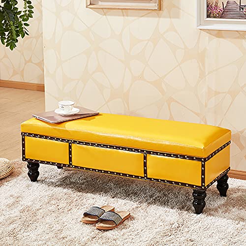 Ottoman en similicuir jaune pour l'entrée : rangez vos chaussures avec style