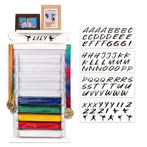 Rangement ceinture karaté mural pour décorer une chambre d'enfant ou dojo