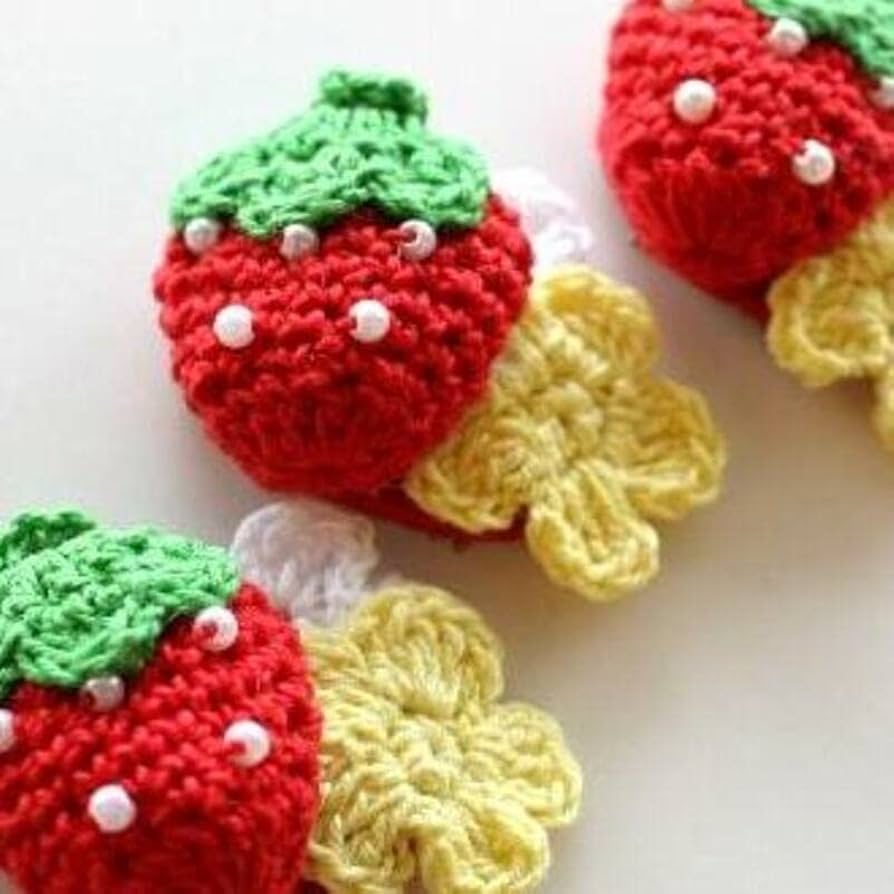 キラキラいちごちゃん♡リボンいっぱい5センチパッチンピン かわいいいちごのぱっちんピン | がちゃがちゃおもちゃワールド