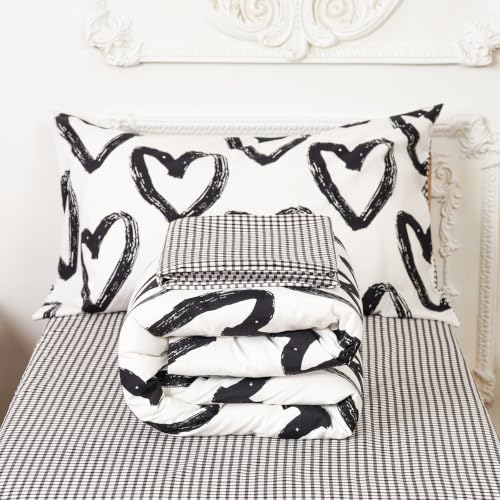 Image of CLOTHKNOW 4Pieces Black and White Toddler Bedding Sets for Boys Girls | Kids Comforter, Love Shaped Pattern Bedding Sets, Soft Cute Comforter Sets, All Season