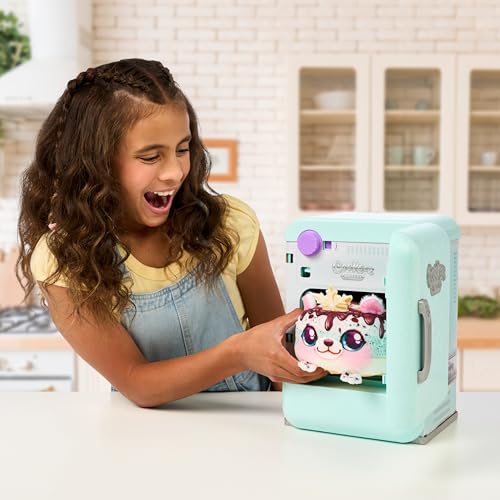 Cookeez Makery 23511 Freezy Cakez. Mix & Decorate Your Plush Best Friend! Place Your Cake Mix In The Freeze And Be Amazed When A Scented thumb #4