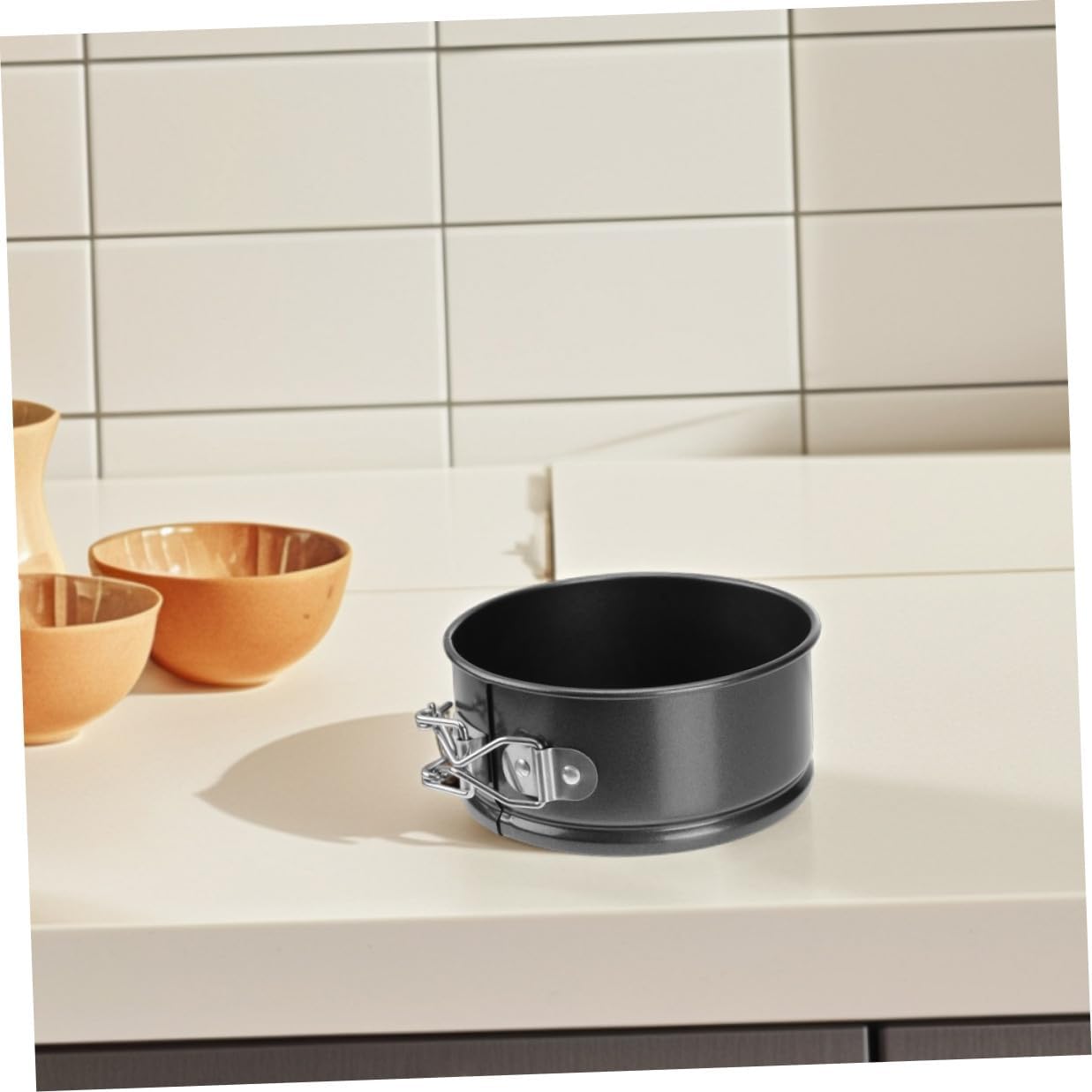 4pcs Non-stick Mini Cake Pans with Locking Springform, 4-inch round Black Cheesecake and Pie Bakeware Set for Home Baking