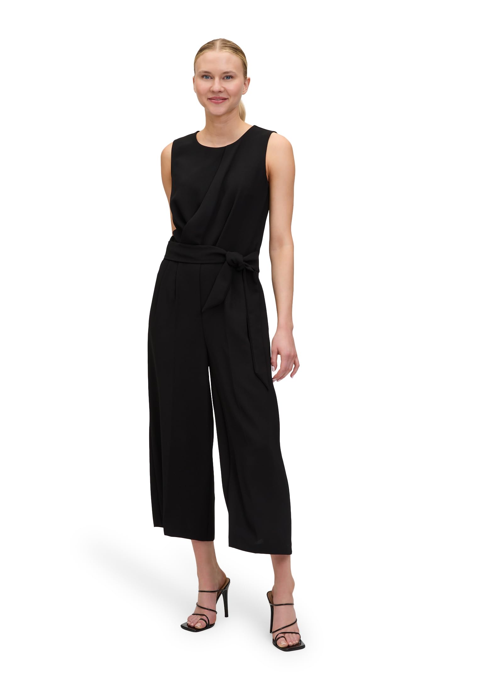 Betty & Co Damen Jumpsuit ohne Arm – taillierter Schnitt, Rundhals-Ausschnitt, Nahttaschen, Reißverschluss & Bindeband, Schwarz, Größe 46