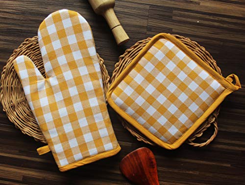 Airwill © Cotton Designer Pattern Heat Resistant Kitchen Linens (1 Oven Mitt & 1 Pot Holder) (Orange,White)