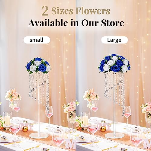 Boules fausses fleurs soie bleu et blanc pour créer un mariage de rêve
