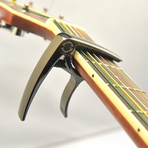 U/K Capo de guitare acoustique à changement rapide Noir - Les Beatles, Paul McCartney, John Lennon, RIngo Starr, George Harrison U/K Capo de guitare acoustique à changement rapide Noir – Image 3