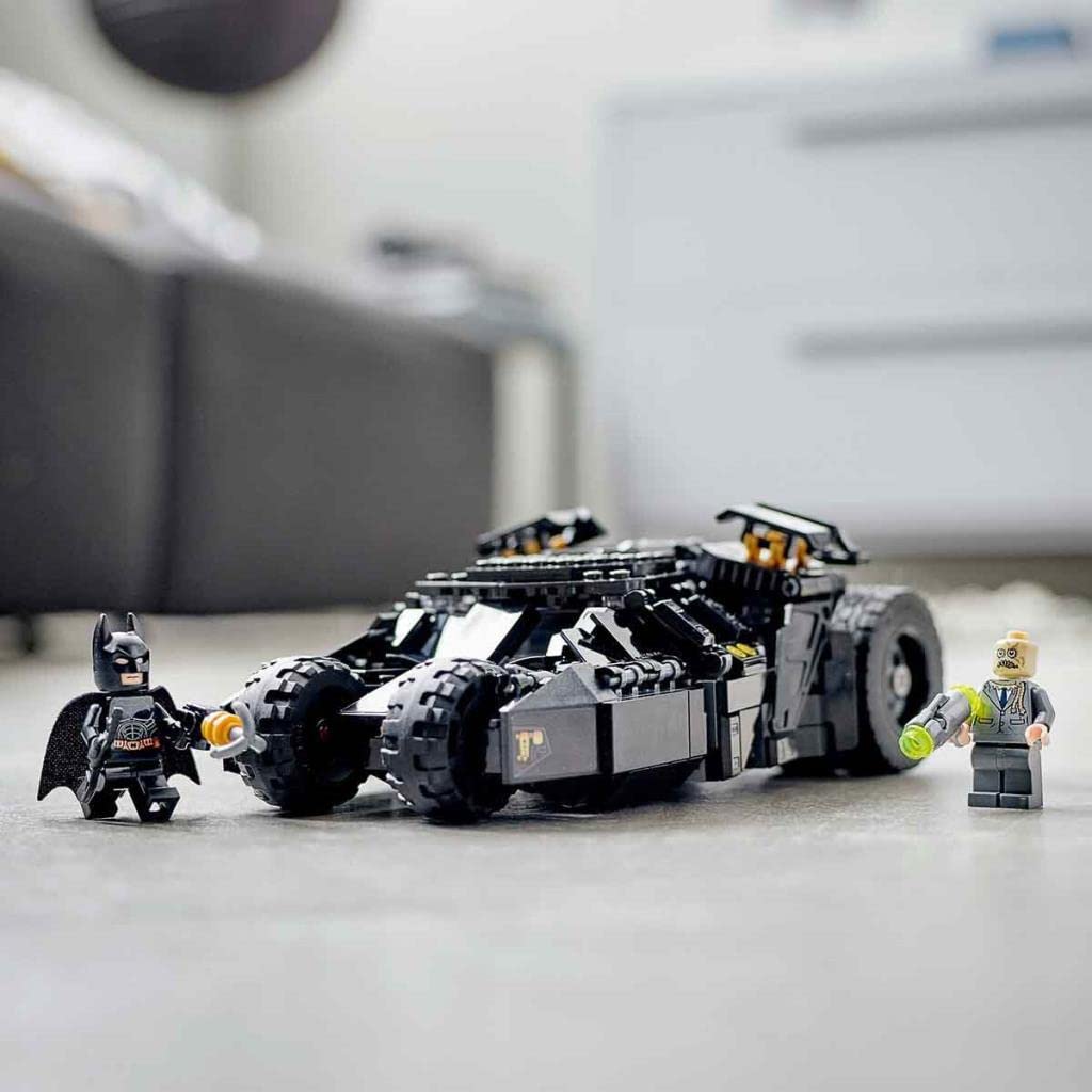 LEGO 76239 DC Batman Batmobile Tumbler: Resa Dei Conti Con Scarecrow, Macchina con Batman e Scarecrow, Regalo Bambini 8 Anni e Più