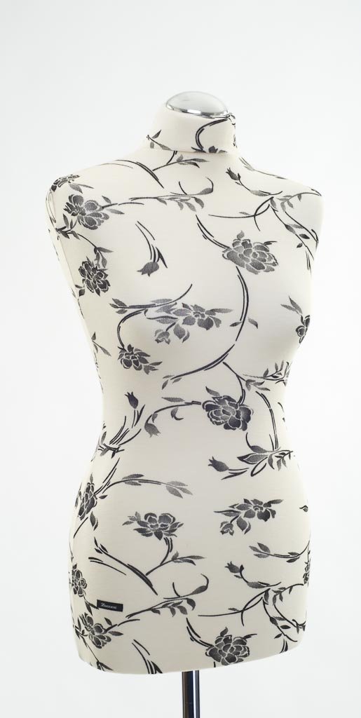 Schneiderpuppe LUCCESI | Zum Probierpreis! | Größen S - XL (Female) | Torso Size: M/L (38-40) | Wechselbezug Creme-Weiss/florales Muster (schwarz) | Metall-/Dreibein (Chrom) | Schaufensterpuppe