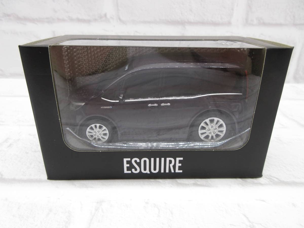 新品TOYOTAエスクァイアサンプルカー箱付き