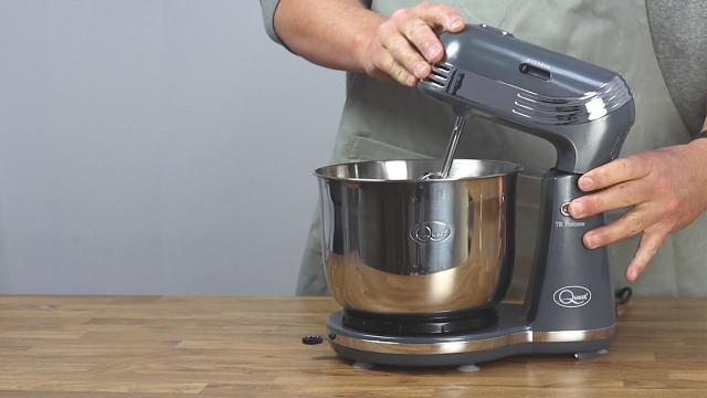 Quest Küchenmaschine Rot / 6 Geschwindigkeiten / 3 Liter / Edelstahlschüssel / Zubehör inbegriffen / Ideal zum Backen – Bild 8