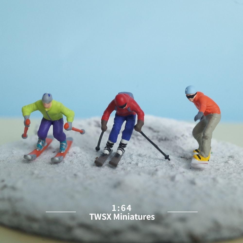 Ski Team 3pcs, 1:64 Scale, Skiing, Thrilling, Sport,Miniature People, Miniature Models, Suitable for DIY Landscapes, Creative Scenes, Matching and Macro Photography