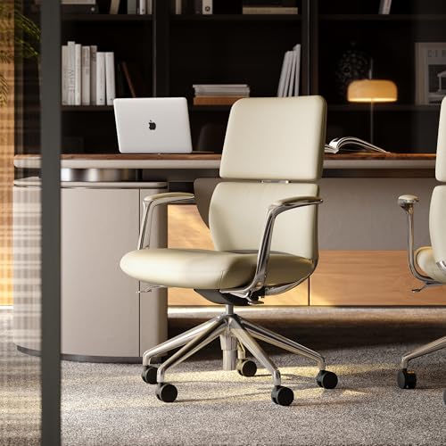 Luxury leather executive chair