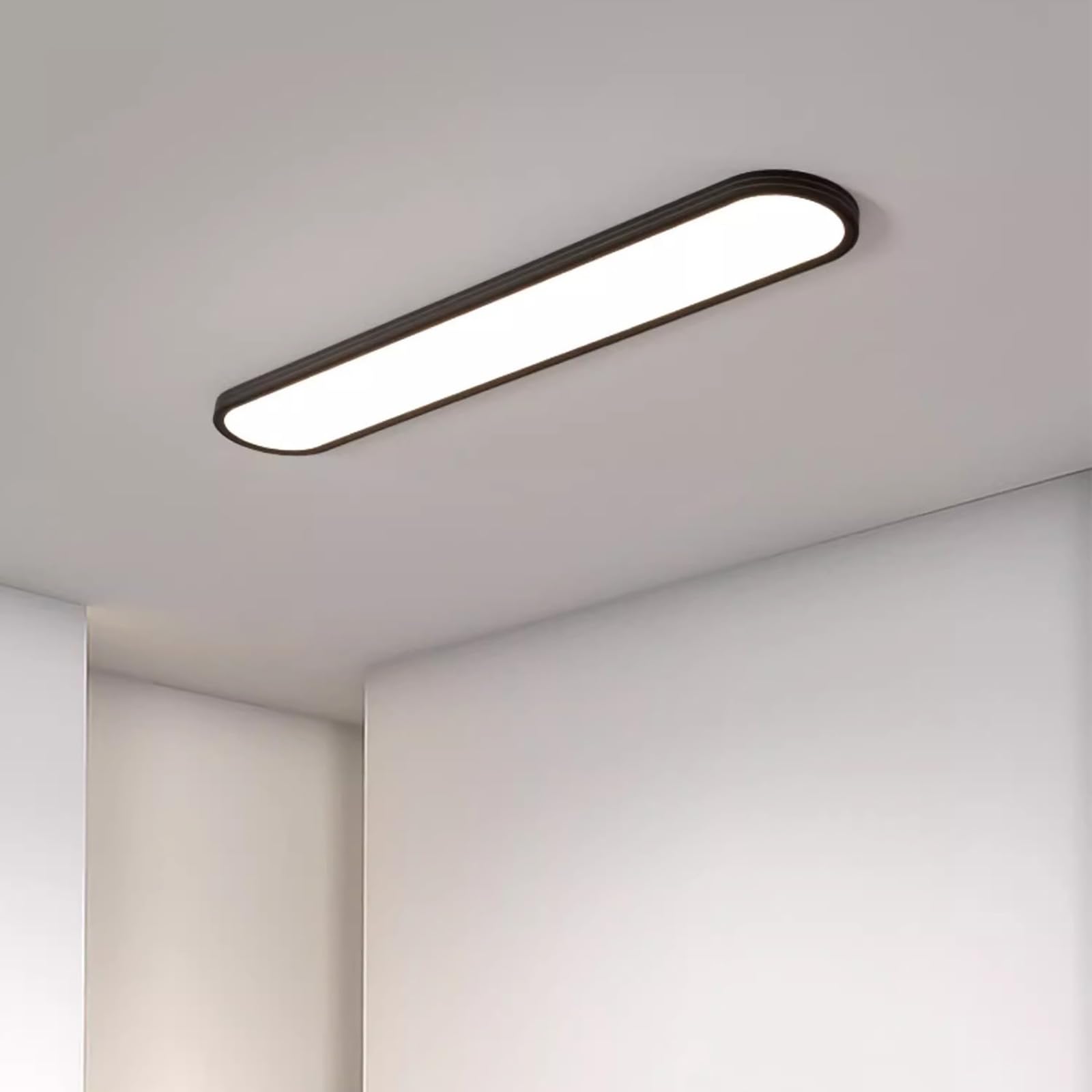 Plafonnier LED linéaire pour chambre et cuisine ambiance moderne lumière chaude