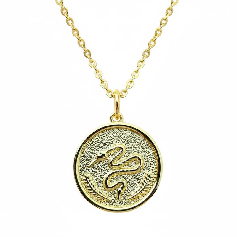 Médaillon serpent argent doré pour sublimer votre style quotidien
