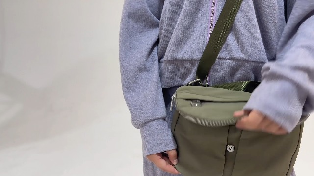 VAKAER Crossbody Purse for Women, 5L Casual Festival Bag With Adjustable Strap Women's Shoulder Handbags for Travel Workout (Light Grey): Handbags