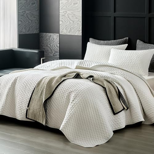 WARMDERN Luxury Velvet Quilt Set Queen Size, Cross Stitch Quilts Striped Bedding Set, Soft Lightweight Bedspread and Coverlet with 2 Pillow Shams for All Season, White, 90" x 96"