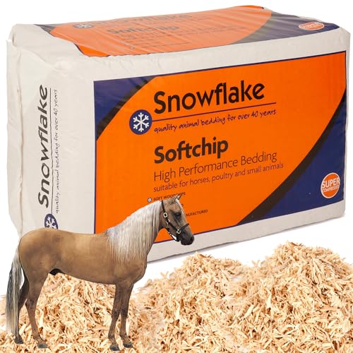 STORM TRADING GROUP 20kg Extra Large Premium Soft Chip Bedding Natural Wood Fibre Dust Extracted Ideal For Horses Poultry & Animals